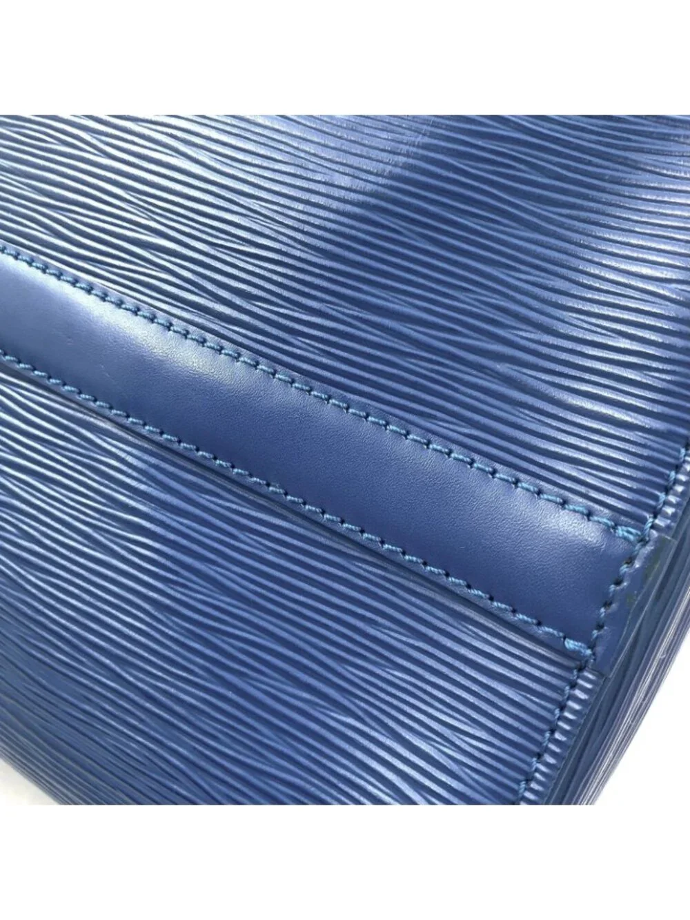 Louis Vuitton Speedy 30 Epi Toledo Blue Leather Handbag Gold